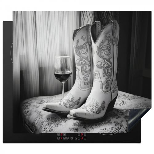 Protector de placa de induccion - Vino - Botas vaqueras - Luz de ventana - Blanco