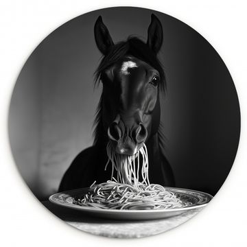 Cuadro redondo - Caballo - Plato - Pasta - Mantel - Blanco y negro - Animales