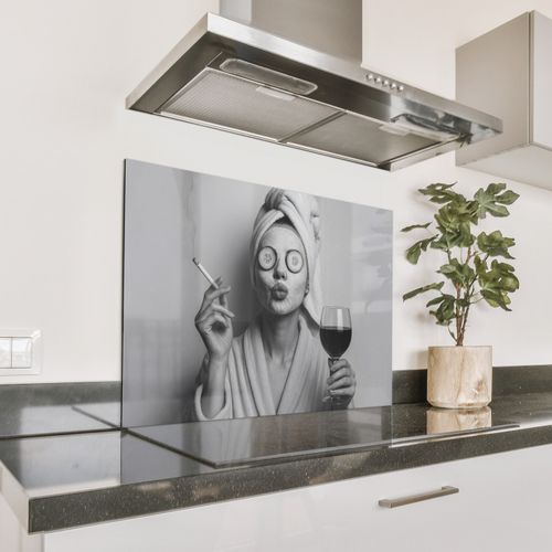 Salpicaderos de cocina - Mujer - Máscara - Vino - Cigarrillo
