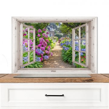 Salpicaderos de cocina - Casa de campo enmarcada por hortensias