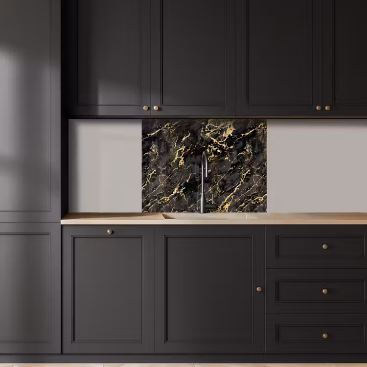 Revestimiento cocina - Mármol - Negro - Estructura dorada — 5