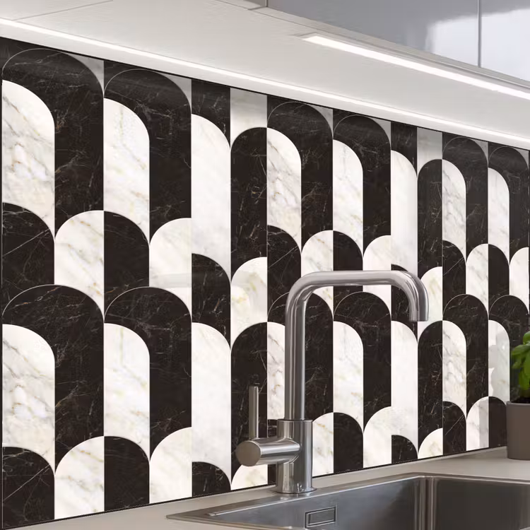 Revestimiento cocina - Arcos - Baldosas - Mármol - Negro - Blanco — 1