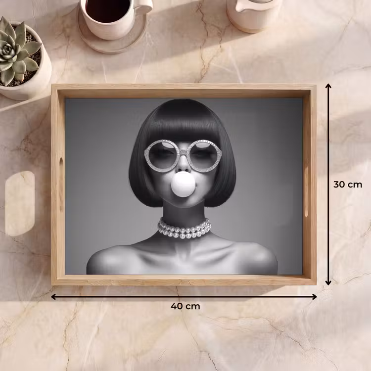 Bandeja - Mujer - Blanco y negro - Collar - Gafas de sol — 7