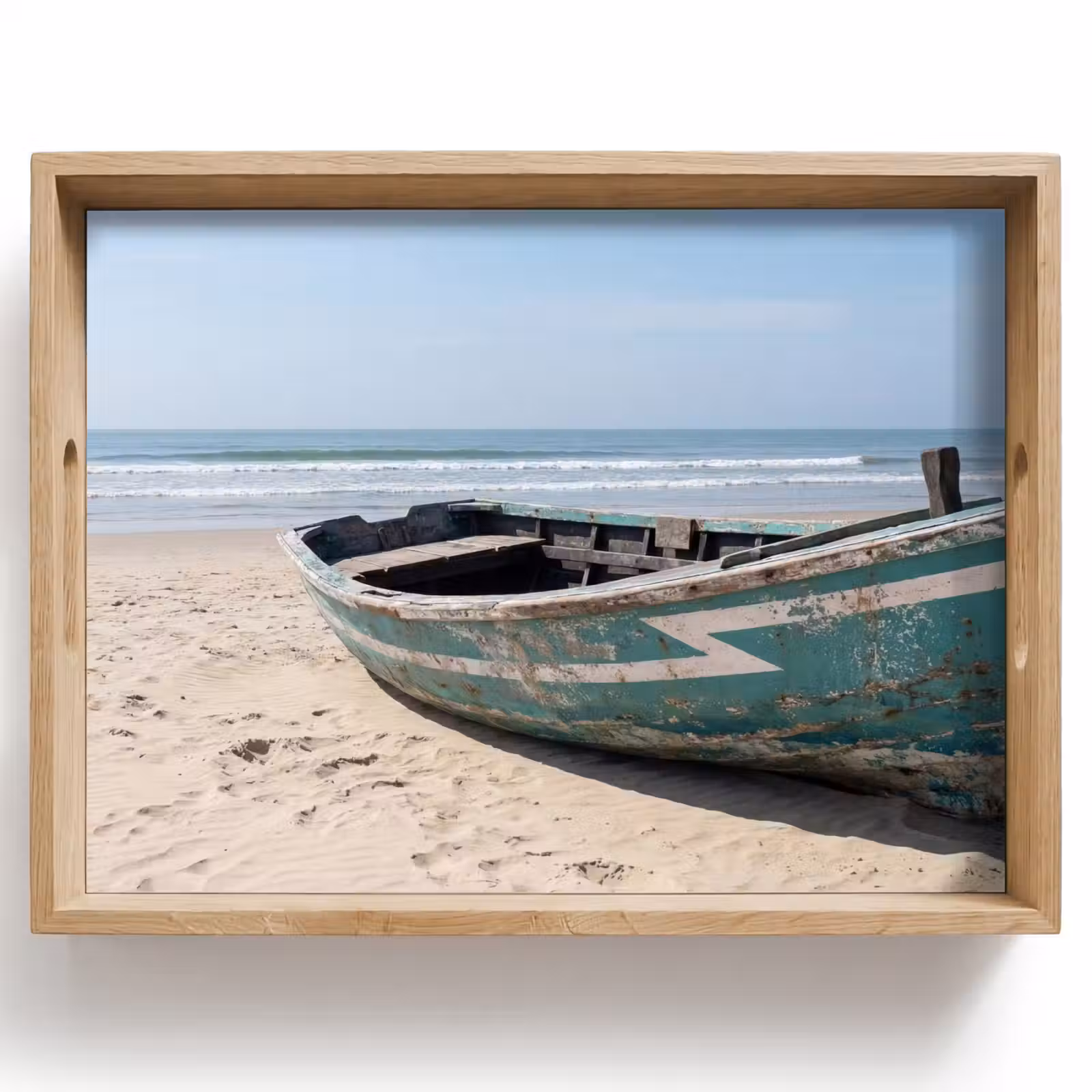 Bandeja - Barco - Playa de arena - Mar — 1