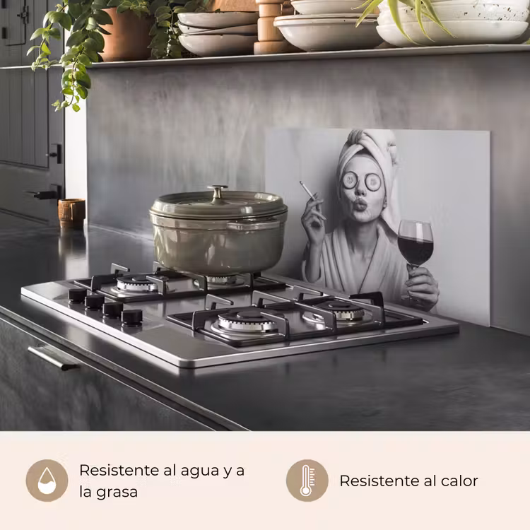 Salpicaderos de cocina - Mujer - Máscara - Vino - Cigarrillo — 2