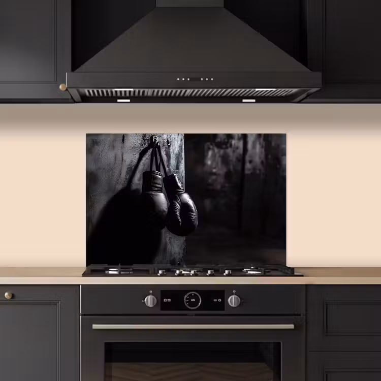 Salpicaderos de cocina - Guantes de boxeo - Pared - Oscuro - Negro — 5