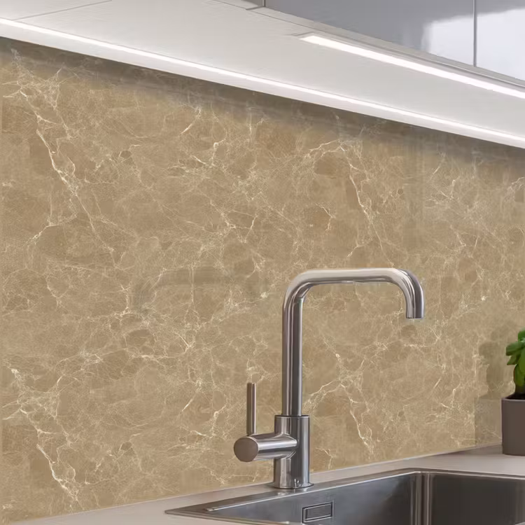 Revestimiento cocina - Beige - Mármol - Vetas blancas — 1