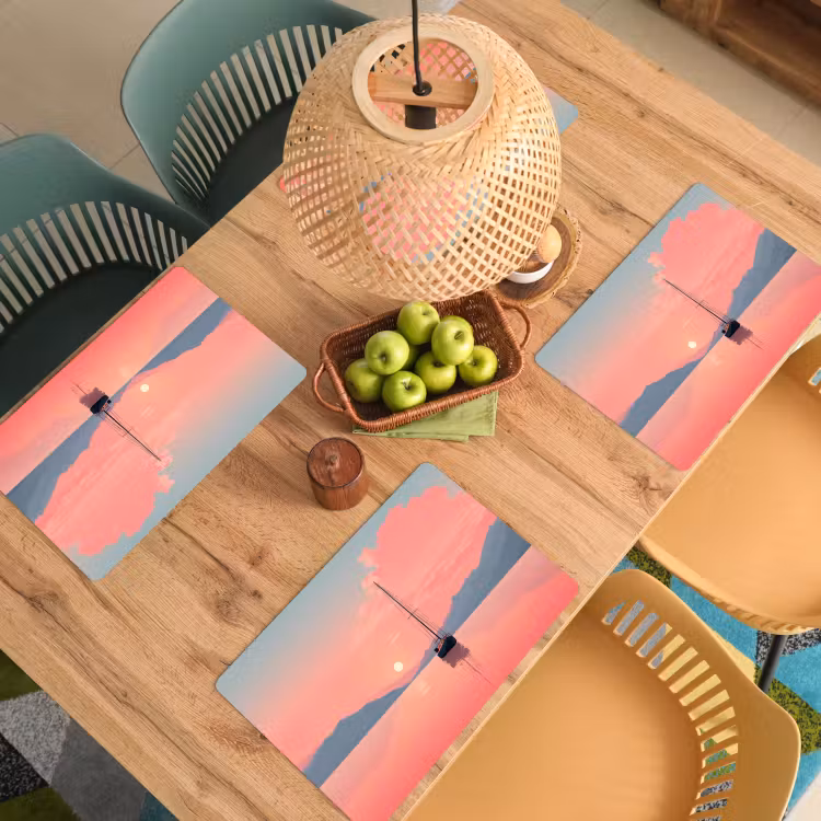 Vinilo para manteles individuales - Velero - Mar rosa - Puesta de sol - Montañas — 3