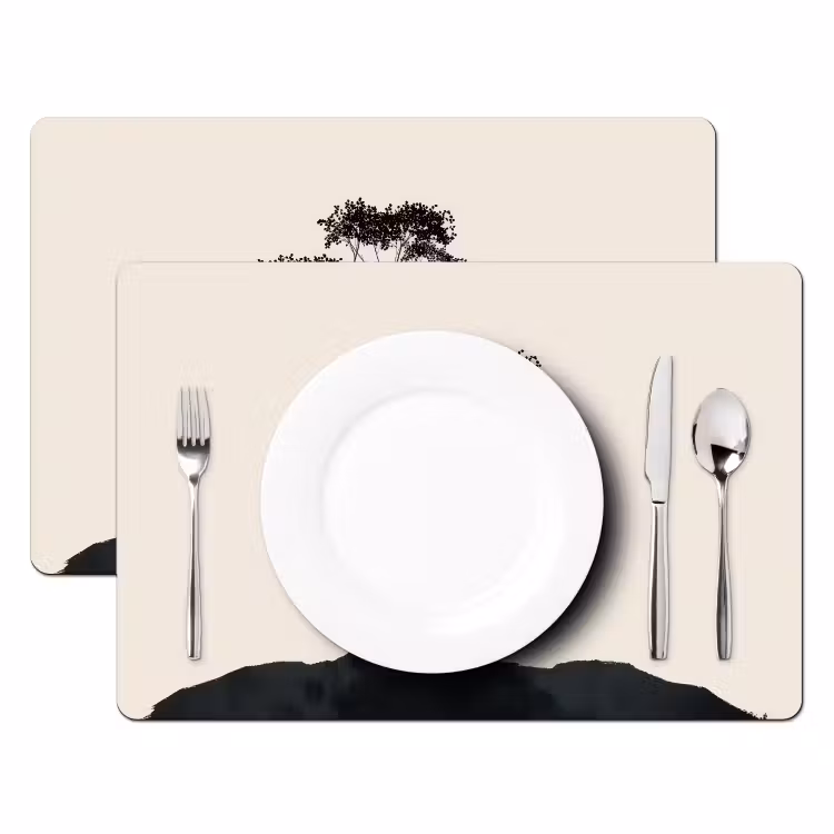 Vinilo para manteles individuales - Árbol negro - Círculo dorado - Colina — 2